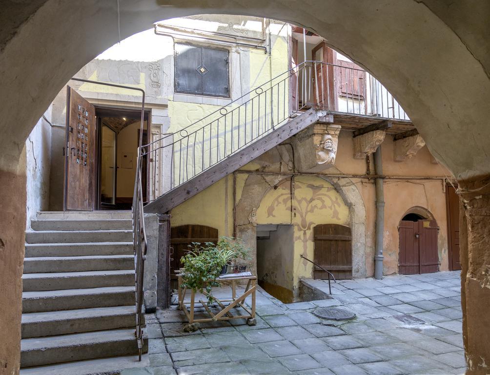 Art & House Apartment Lviv Bagian luar foto